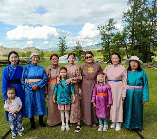 Женщины в Туве не только прекрасная, но и большая часть населения региона