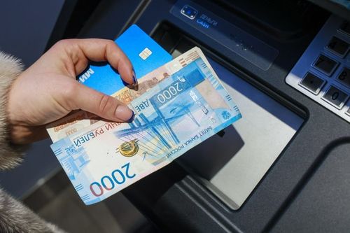 В мае количество клиентов, получающих пенсию в ВТБ, превысило 3 млн человек