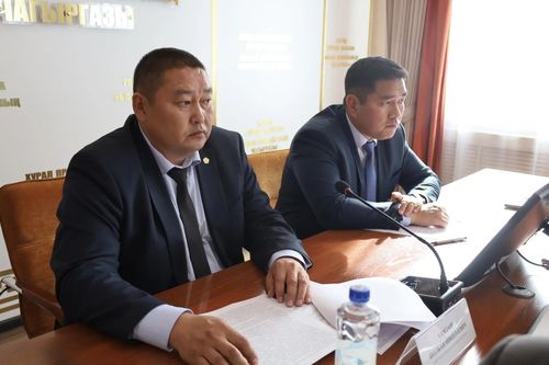 Кызылдың оруктарынга айыыл чок чоруктуң хемчеглерин күштелдирер, чажыт маршрут автобустарын илередир