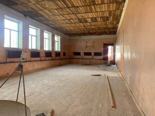 «Единая Россия» и Минпросвещения проработают вопрос включения в программу капремонта школ благоустройство территорий