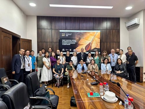Преподаватели Кызылского колледжа искусств выступили на международном симпозиуме в Узбекистане