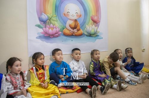 Уругларның сүлде-сүзүк болгаш мөзү-шынар кижизидилгези