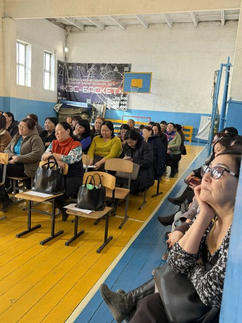 В Сут-Хольском районе прошел семинар о роли семейных ценностей в воспитании