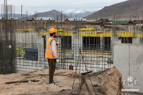 В Туране активно ведётся строительство новой школы на 825 мест
