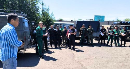 Спасатели из Тувы отправились на тушение пожаров в Магаданской области