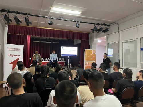 В Туве в рамках проекта Знание.Герои прошли уроки мужества