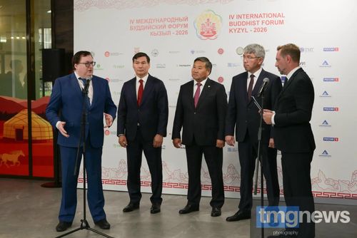 Россияның сарыг шажын регионнары боттарының чүдүлге өнчүзүн кадагалап, чаа социал эгелээшкиннерни сайзырадыр аргаларын каттыштырар