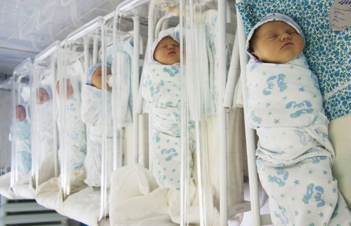 Тува продолжает занимать лидирующие позиции в Сибири по рождаемости