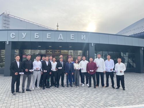 В Туве состоялось вручение спортивных званий и квалификационной категории