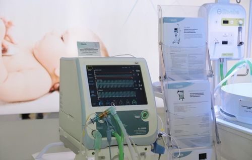 Тувинские неонатологи получили возможность выхаживать новорожденных от 300 граммов