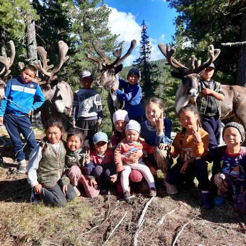 Общественники Тувы поздравили тувинцев-тоджинцев с праздником