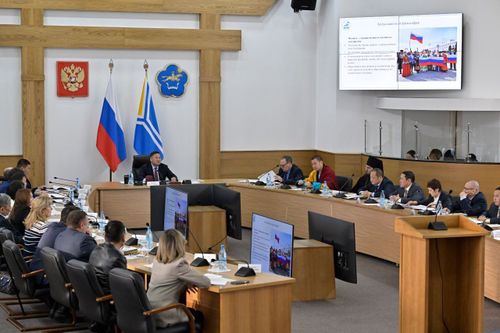 В Правительстве Тувы прошло заседание Совета по сохранению и укреплению традиционных российских духовно-нравственных ценностей