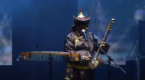 Сегодня, 10 июля, поздно вечером завершается Международный фестиваль этнической музыки и ремёсел «МИР Сибири» в Шушенском.