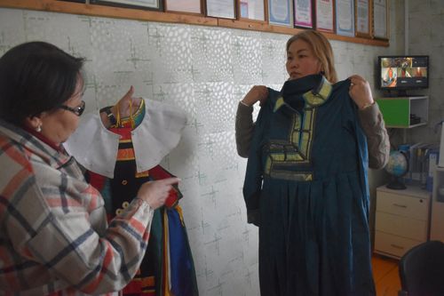 Исследовательская команда ТувГУ изучает социокультурное наследие тувинцев, живущих в Монголии