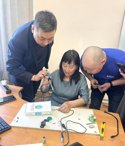 Специалисты культурно-досуговых центров Тувы продолжают обучение основам звукорежиссуры