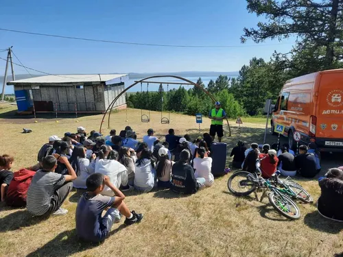 Детские лагеря Тувы посетила "Лаборатория безопасности"