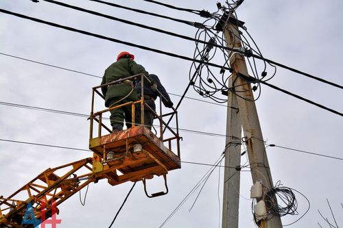 В нескольких населённых пунктах Тувы из-за сильного ветра произошли перебои с электроснабжением