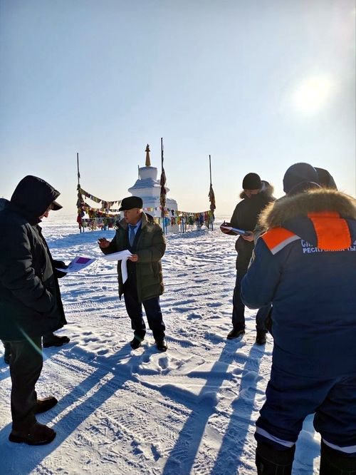 У памятника «Кадарчы» прошло совещание по подготовке к обряду «Сан салыр» в Шагаа