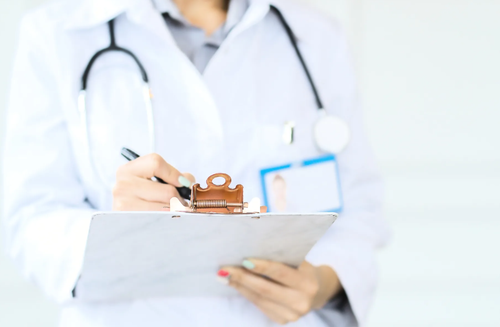 В программу гарантий медпомощи с 2025 года введут отдельное направление для участников СВО