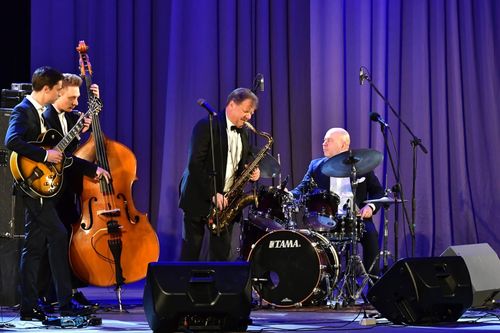 Глава Тувы Владислав Ховалыг о Международном фестивале «Триумф Джаза»