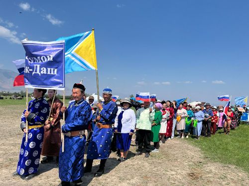 В Сут-Хольском районе прошли торжества в честь 85-летия района и Наадыма-2026