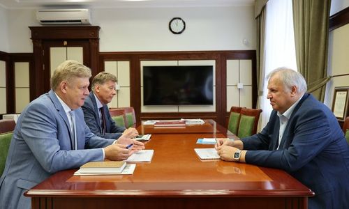 Анатолий Серышев обсудил с Валерием Бухтияровым перспективы развития ЦКП «СКИФ»