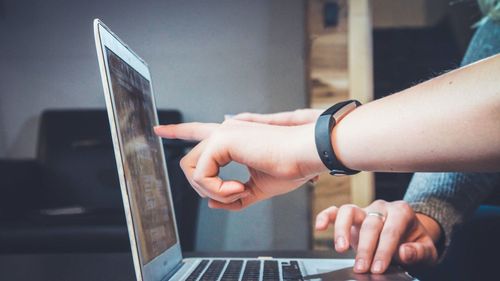 За прошедший год в соцсетях было обнаружено около 2000 мошеннических групп