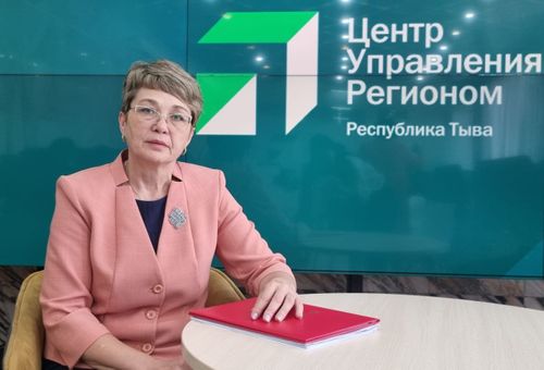 Елена Хардикова: «В этом году 40% выпускников на ОГЭ выбрали информатику»