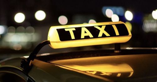 Сегодня таксисты России и мира отмечают свой профессиональный праздник
