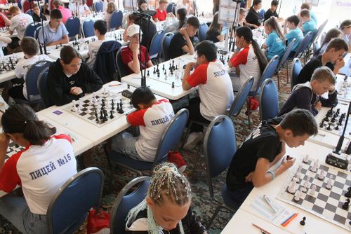 «Белая ладья-2023»: Тува обыграла Саха-Якутию со счетом 3,5-0,5