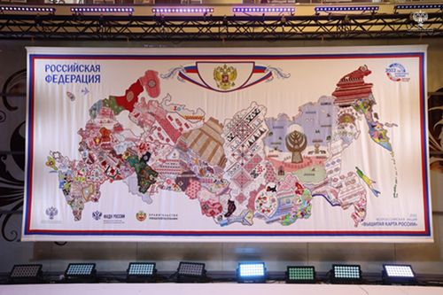 В Москве представили «Вышитую карту России» с новыми регионами