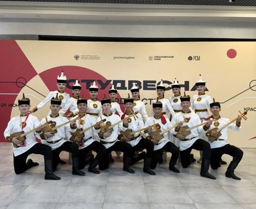 Студенты ТувГУ завоевали диплом I степени на «Студенческой весне» в Красноярске