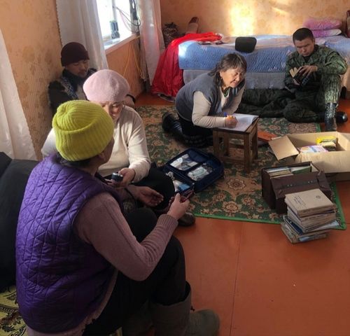 Көжүп чоруур ном саңы малчыннарга четкен