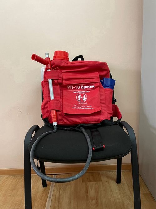 В Туву поступили новые противопожарные ранцы и резервуары для борьбы с лесными пожарами