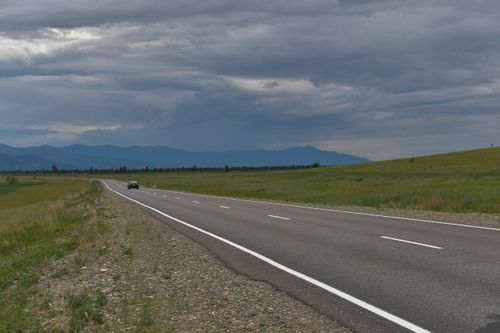 Глава Тувы поручил Миндортрансу не ослаблять контроль за дорогами республики