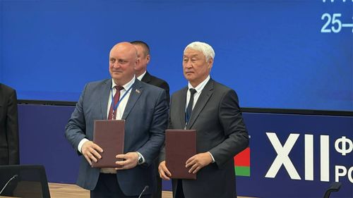 Тува подписала Соглашение о межпарламентском сотрудничестве с Витебским областным Советом депутатов