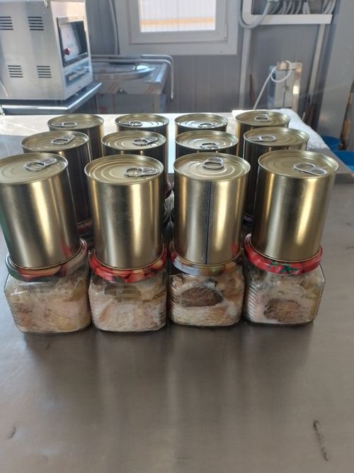 В Монгун-Тайгинском районе выпустили пробную партию рыбных консервов