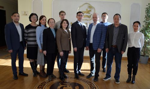 Эксперты ведущих медицинских клиник Сибири посетили Туву