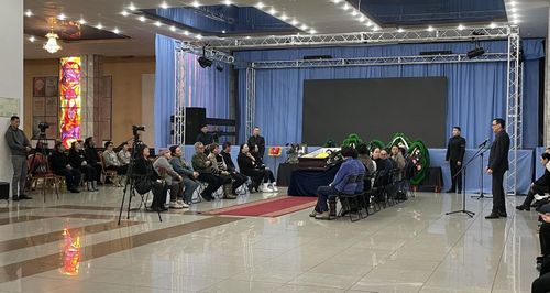 Тува простилась с талантливой артисткой Анной Оюновной Ширин-оол