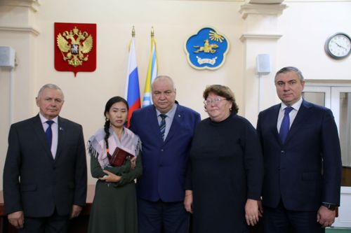 В Верховном Хурале прошло посмертное награждение военнослужащих, погибших в ходе спецоперации