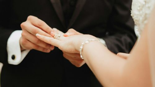 Россияне смогут заключать брак без предъявления документов