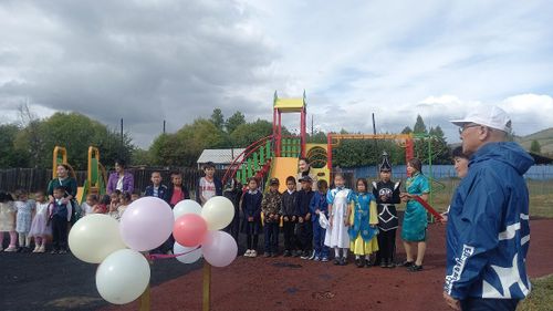 В селе Дерзиг-Аксы открыли спортивную площадку