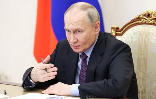 Владимир Путин поручил сделать занятия физкультурой и спортом "максимально бесплатными"