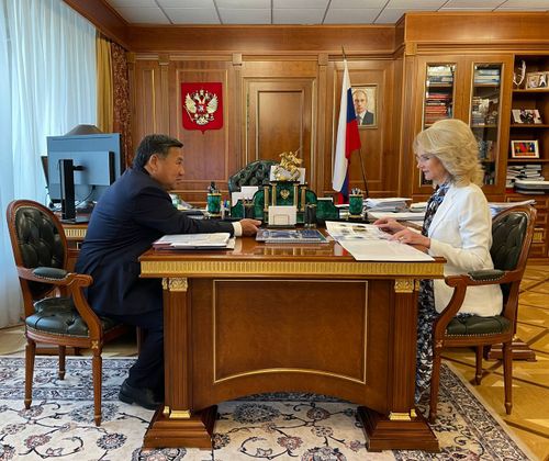 Глава Тувы обсудил в Москве возможность включения Республиканской туберкулезной больницы в Федеральный реестр объектов капитального строительства