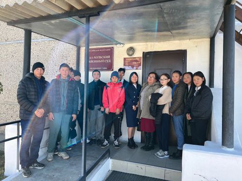 Ак-Дуругские школьники посетили районный суд
