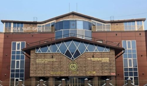 Тывада Россияның эртем хүнүнге тураскааткан ай эртип турар