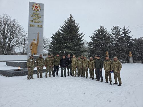 Спецпредставитель Главы Тувы навестил военнослужащих республики в зоне СВО накануне Нового года