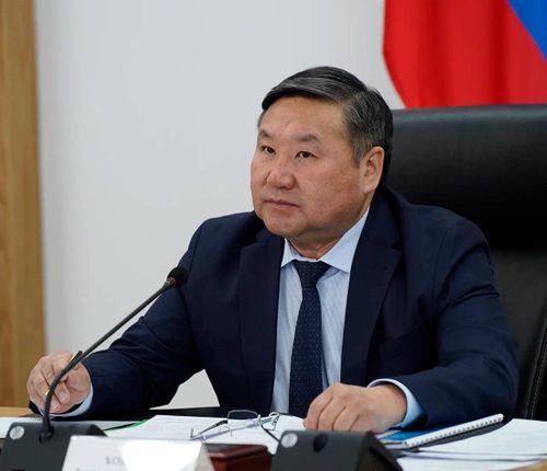 Глава Тувы обсудил текущую оперативную обстановку на аппаратном совещании