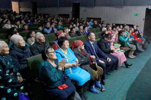 В городе Шагонар состоялось чествование матерей