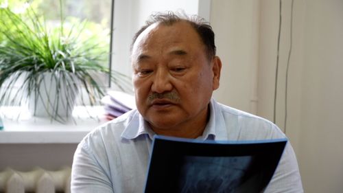 Травматолог из Москвы принял постояльцев Дома ветеранов